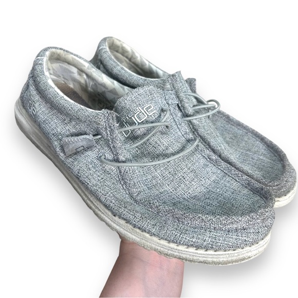 Men’s Hey Dude Wally Linen Iron Gray Casual Shoes Size 8 - Picture 1 of 7